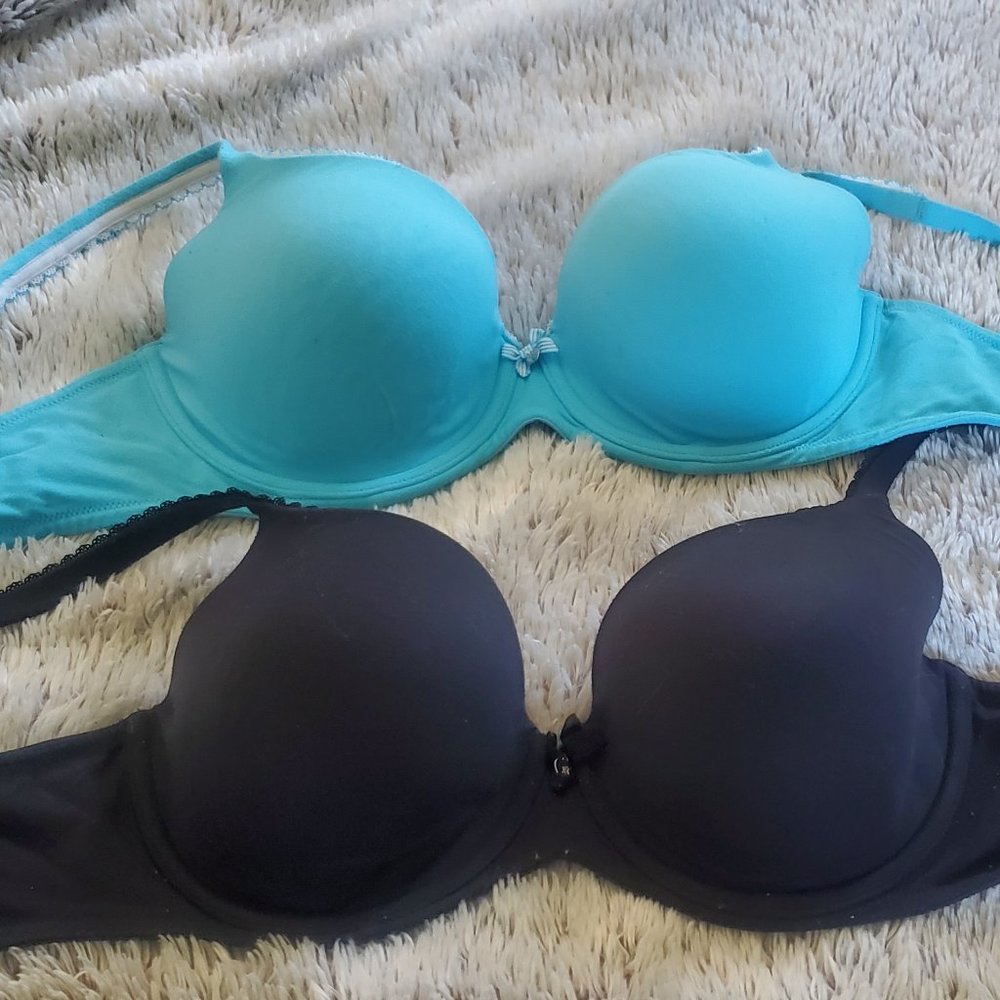 2 Victoria Secret Bras 34DD